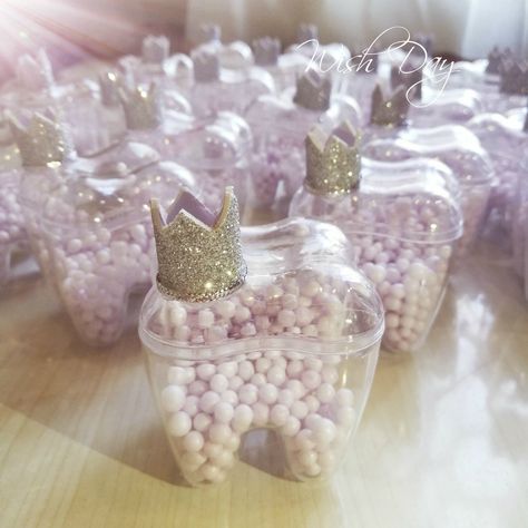 First Tooth favor, Fairy Party, Tooth Decoration, Birthday Party, Thank you gift, Unique Gift https://www.etsy.com/shop/WishDaydecoration?ref=seller-platform-mcnav First Tooth Gift Ideas, 1st Tooth Party Ideas, First Tooth Decoration Ideas, First Tooth Jars Ideas, My First Tooth Party, First Tooth Party, Tooth Party, Tooth Keepsake, Baptism Party Favors