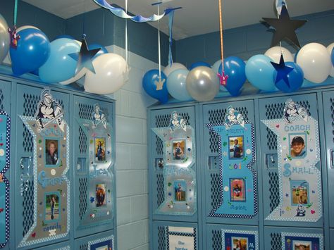 Volleyball locker posters. Add some balloons on top and hang stuff from the ceiling. Use 1/2 of a piece of poster board for just a rectangle, or shape out a letter. Senior Volleyball Locker Decorations, Decorate Locker Room, Senior Locker Room Decorations, Swim Locker Decorations, Softball Locker Room Decorations, Volleyball Locker Room Decorations Ideas, Locker Room Decorations Volleyball, Senior Night Locker Decorations, Locker Decorations For Sports