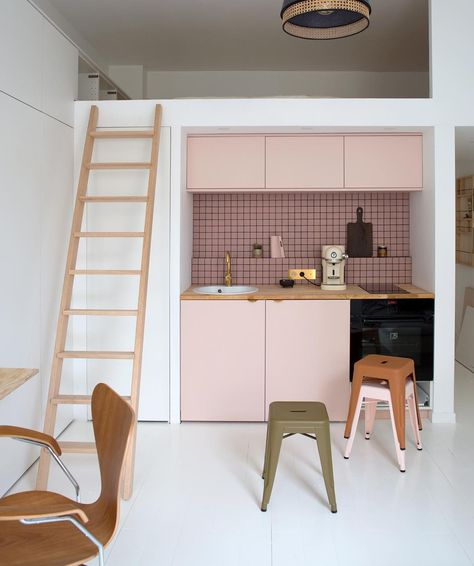 Mezzanine Design, Mini Apartments, Mini Loft, Micro Apartment, Small Apartment Design, Compact Living, Tiny Apartment, Pink Kitchen, Design Del Prodotto