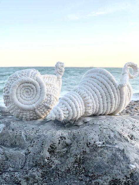 Mermaid Folklore, Trends In 2023, Macrame Basket, Boho Crafts Diy, Knitted Items, Macrame Supplies, Macrame Knots Pattern, Macrame Wall Hanging Patterns, She Sells Seashells