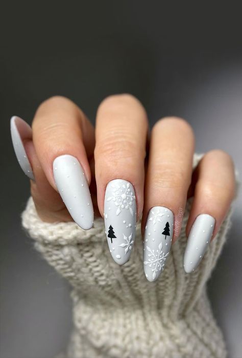 christmas nails, christmas nail art, festive nails, simple christmas nails, christmas nail ideas, christmas nail designs, christmas nails 2022, holiday nails, xmas nails Christmas Nails 2022, Festive Nail Designs, Christmas Gel, Red Christmas Nails, Tree Nails, Plaid Nails, Cute Christmas Nails, Christmas Nails Easy, Nails 2022