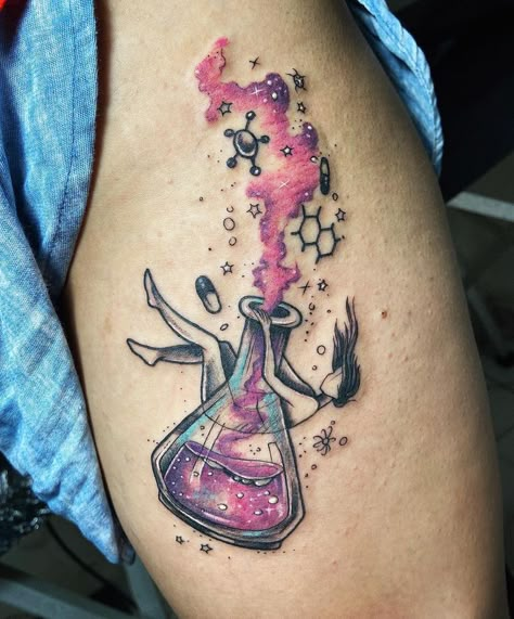 Chemistry Tattoo Ideas, Earth Art Drawing, Coffee Chemistry, Chemistry Tattoo, Pharmacy Art, Science Tattoo, Dna Tattoo, Chemistry Art, Tattoo Chest