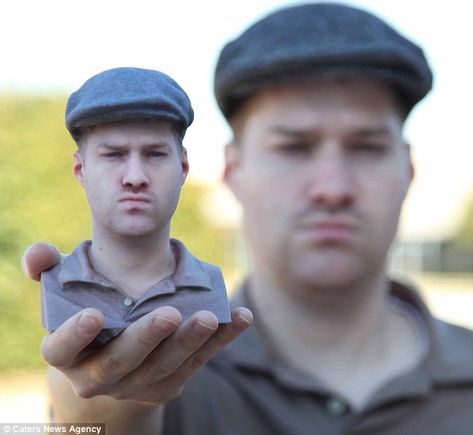 "The ultimate selfie: 3d printing service creates photo real replicas" | Even create a 3D keepsake of your wedding day, - or your newborn! | #3D #Printing, #Selfie, #Wedding, #Baby Virtual Reality Art, Sculpture Photography, 3d Printing Business, 3d Printing Diy, 3d Printing Projects, 3d Printing Service, 3d Laser, Computer Graphics, Miniature Model