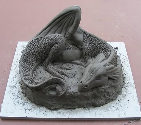 Dragon Air Dry Clay, Ceramic Dragon Sculpture, Dragon Clay Art, Sculpture Art Animal, Dragon Altar, Dragon Clay Sculpture, Dragon Ceramics, Dragon Sculpture Clay, Dragon Sleeping