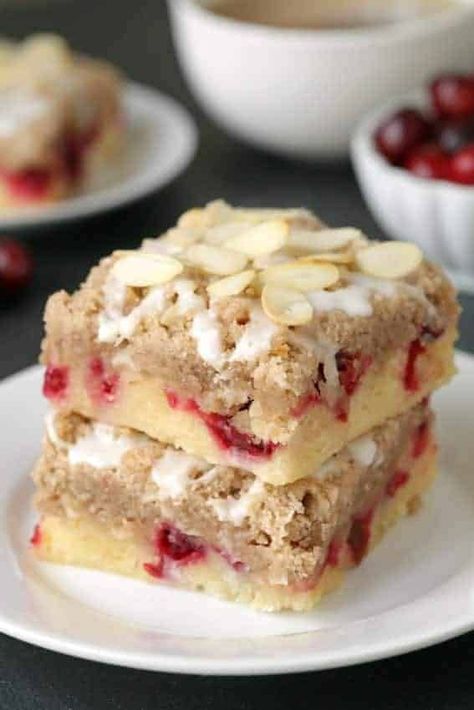 Cranberry bars with streusel and almond icing are extra special holiday dessert. Recipe includes a gluten-free option. Cranberry Bars Recipe, Almond Icing, Cranberry Bars, Cranberry Dessert, Bars And Squares, Almond Bars, Cranberry Almond, Bars Cookies, Almond Flavor