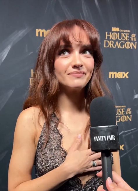 olivia cooke Big Doe Eyes, Queen Alicent, Bewitched Me Body And Soul, Fit Actors, Olivia Cooke, Alicent Hightower, Female Inspiration, Ideal Beauty, Doe Eyes