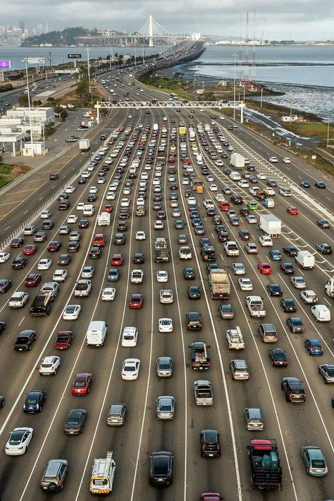 Cars On Highway, Highway Aesthetic, Design Activism, American Wasteland, Ar Book, Car Traffic, Experimental Film, American Aesthetic, Ib Art