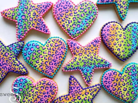 Leopard Print Cookies, Cheetah Birthday Party, Lisa Frank Birthday Party, Cheetah Party, Cheetah Birthday, Leopard Birthday, Rainbow Leopard Print, Rainbow Leopard, Creative Cookies