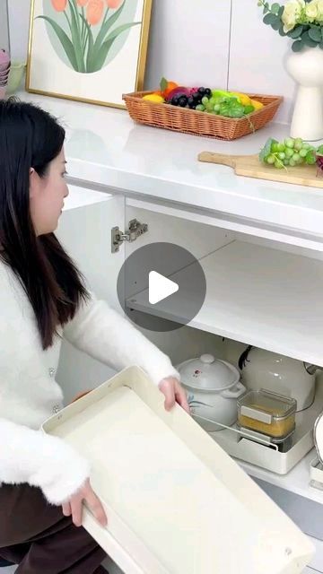 household items usa on Instagram: "Maximize kitchen organization with our Extendable Pull-Out Dish Drying Rack! This kitchen cabinet organizer features a draining tray for efficient drying. The extendable design ensures a perfect fit for your cabinet space. Upgrade your kitchen essentials with this versatile and convenient dish drying rack, optimizing your dishwashing routine.😍😍🥰
.
.
#kitchenitems #householditems #gadgets #appliances #kitchentools #usa #newyork #homegadgets #sanfrancisco #california #losangeles" Dish Cabinet, Kitchen Secrets, Kitchen Organizer Rack, Kitchen Cabinet Organizer, Dish Drying Rack, Cabinet Organizer, Dish Rack, Kitchen Cabinet Organization, Life Video