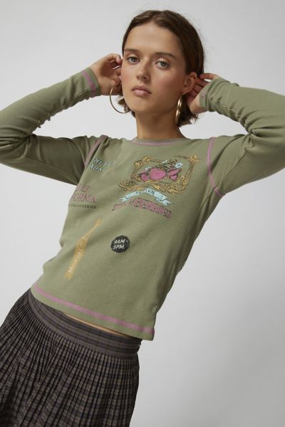 Destination baby tee with vintage-inspired graphics printed at the front. Cropped to the waist and cut in a slim-fitting silhouette with a crew neckline. Topped with contrast stitching throughout. Only available at Urban Outfitters. Features California baby tee Long sleeves Cropped fit Crew neckline UO exclusive Content + Care 100% Cotton Machine wash Imported Size + Fit Model in Green is 5’11" and wearing size Medium Measurements taken from size Medium Chest: 34" Length: 21" | Club California L Long Sleeve Baby Tee, California Baby, Green Fits, Contrast Stitch, Baby Tee, Things To Buy, Infant Tees, Everyday Outfits, Color Coding