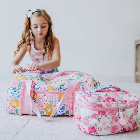 Surprise Drop! Our cutest bags yet are here and ready to ship & they are on sale for a limited time!⁠ ⁠ sweethoneyclothing.com/collections/weekly-drop Quilted Flower, Monogram Quilt, Man Swimming, Monogram Letters, Material Design, Embroidered Design, Cute Bag, Hang Tags, Airlines