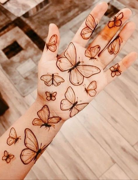 Cute Butterfly Mehndi Designs For Kids Henna Tattoo Designs Unique, Aesthetic Henna Designs Butterfly, Modern Henna Designs Style, Non Traditional Henna, Eid Mehndi Designs Simple, Aesthetic Henna Design, Minimalistic Henna, Butterfly Henna Designs, Butterfly Mehndi Design