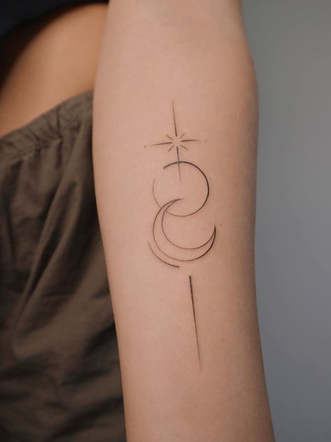 55 Meaningful Fine Line Tattoos for Minimalist Women Minimalist Tattoo Ideas With Meaning, Tattoo Ideas With Meaning, Tato Minimal, Minimalist Tattoo Ideas, Star Tattoo Designs, Moon Tattoo Designs, Small Pretty Tattoos, Tasteful Tattoos, Spine Tattoos For Women