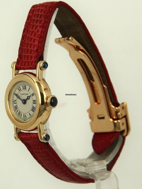 Cartier Diabolo watchesandwonders Womens Watches Luxury Elegant, Vintage Luxury Watches Women, Pretty Watches For Women, Vintage Cartier Watch Woman, Vintage Cartier Watch, Cartier Watches Women, Pretty Watches, Unique Watches, Stylish Watches Men