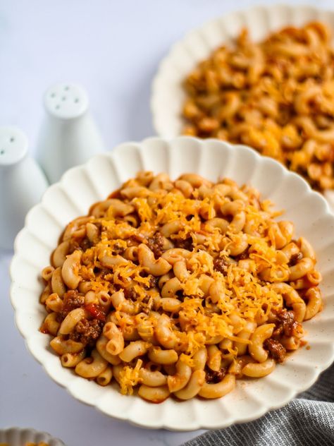 Super easy to make and delicious! This creamy Filipino Macaroni Spaghetti Recipe comes together in about 30 minutes without baking required. It is sweet, savory, cheesy, and meaty. The noodles bulk up the dish so that you can stretch the sauce further and get even more meals out of it! There are two comfort foods - macaroni and cheese and spaghetti - to create a delicious dinner your whole family will love! Macaroni Spaghetti, Spaghetti Recipe, Bulk Up, Spaghetti Recipes, Get Even, The Sauce, Delicious Dinner, Comfort Foods, Sweet Savory