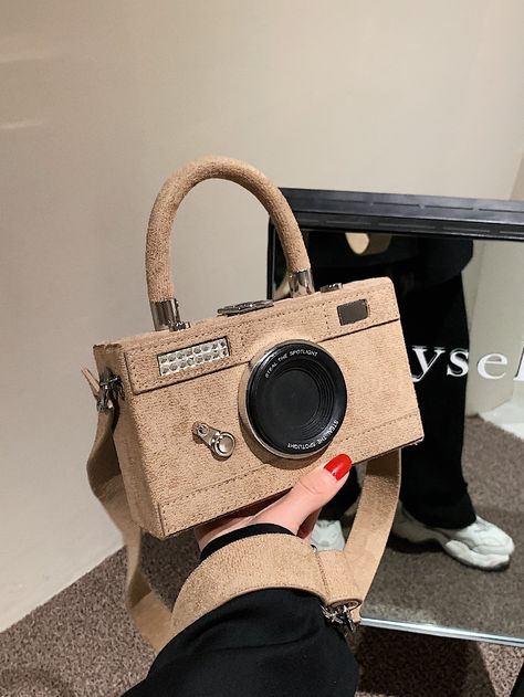 Camera Shaped Bag, Camera Design, Design Box, Retro Camera, Denim Tote, Mini Camera, Box Bag, Square Pattern, Coach Swagger Bag