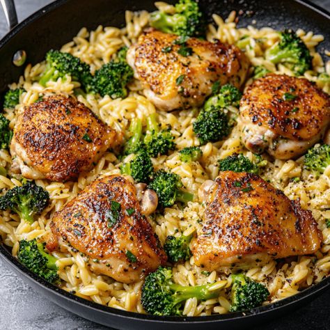 Skillet Chicken Thighs with Broccoli Cheddar Orzo - ToppinKitchen Half Baked Harvest Orzo Chicken, Boneless Skinless Chicken Thigh Recipes Cast Iron Skillet, Low Calorie Chicken Thigh Recipe, Chicken Thigh Orzo Recipes, Sides For Chicken Thighs, Easy Skillet Chicken Thighs, Chicken Thigh Orzo, Chicken Thigh Broccoli Recipe, Orzo And Chicken Recipes