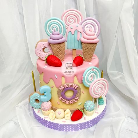 Candy Land Theme Cake, Fourever Sweet, Candyland Cake, Candy Land Birthday, Candy Land Birthday Party, Unicorn Birthday Cake, Candyland Birthday, Birthday Candy, Candy Land Theme