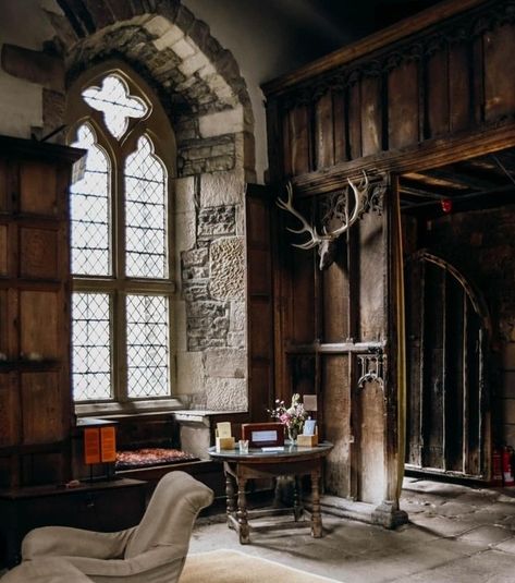 Medieval Home Interior, Medieval Interior, Medieval Home Decor, Medieval Home, Historical Interior, Haddon Hall, Castle Interior, Medieval Decor, Medieval Aesthetic