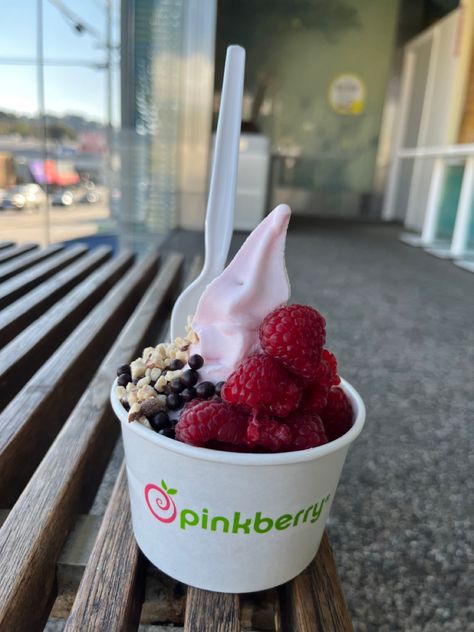 Ruby chocolate tart froyo w/almonds, raspberries, dark chocolate crisps & mochi, counter-serve Pinkberry Frozen Yogurt, Silver Lake Los Angeles, Ruby Chocolate, Vanilla Coffee, Chocolate Tart, Acai Berry, 15th Birthday, Silver Lake, Aesthetic Beauty