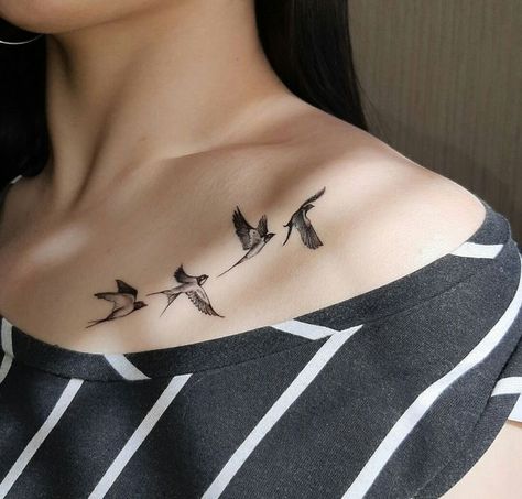 Bird Shoulder Tattoos, Small Bird Tattoos, Bird Tattoos For Women, Vogel Tattoo, Dove Tattoos, Small Shoulder Tattoos, Bird Tattoos, Henna Tattoo Hand, Flower Tattoo Shoulder