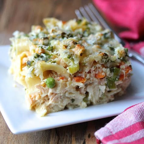 Lightened Up Salmon Noodle Casserole Salmon Noodle Casserole, Casserole With Noodles, Lent Food, Salmon Casserole, Salmon Noodles, Canned Salmon Recipes, Noodle Casserole Recipes, Leftover Salmon, Salmon Pasta