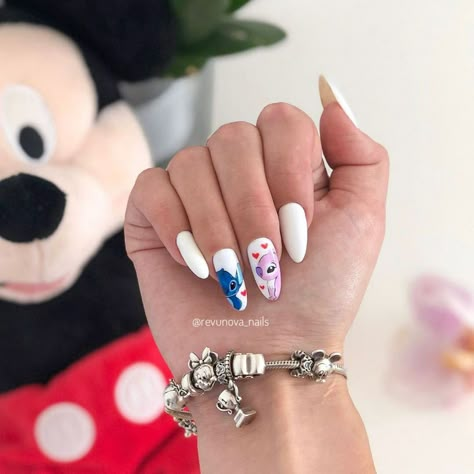 Stitch And Angel Nails, Stitch Nails Disney, Stitch Nail Designs, Stitch Nails, Nail Art Design 2023, Animation Nails, Nail Designs Easy Diy, Easy Toe Nail Designs, Nail Designs Easy