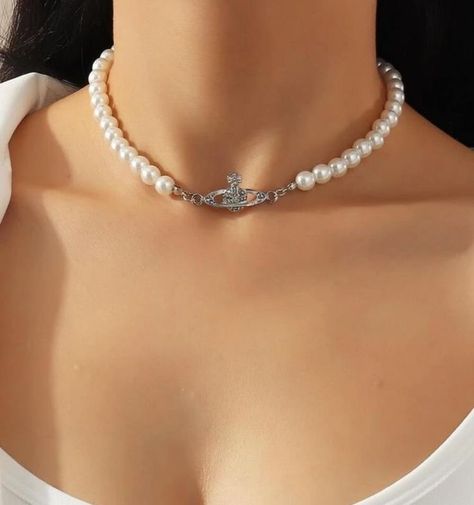 vivienne westwood necklaces Vivienne Westwood Necklaces, Vivien Westwood, Prom Jewellery, Vivienne Westwood Necklace, Wedding Choker Necklace, Westwood Necklace, Cloth Accessories, Light Feminine, Diamond Choker