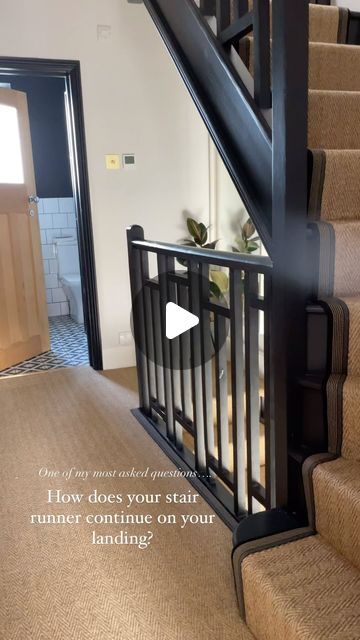 Claire Moran Designs - Interior Design Studio on Instagram: "One of my most asked questions about our stair runner is what we’ve done with it on the landing.   There’s no runner here.   We have a mish mash of old boards, vast ply boards and levelling screed to help level and straightened our previously wonky floor. To hide all of this we ran our sisal carpet full width adding interest along the spindle edge where we had the same taping applied for continuity.   If you’re thinking about how to continue a stair runner on the adjacent landing you can go full width carpet, but one thing to think about is how the carpet will look against the flooring in the rooms coming off your landing.   I hope that’s helpful if you’re wondering how to treat the flooring between two staircase. Any questions j Stair Runners With Landing, Full Carpet Stairs, Stair Runner With Landing, Carpeted Staircase Ideas, Landing Carpet, Staircase Carpet, Ply Board, Carpet Staircase, Stairs Landing