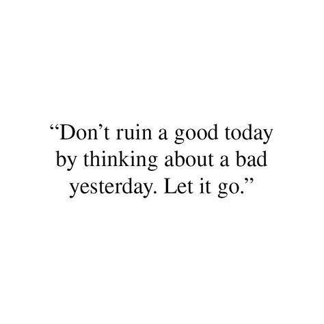 Positive Thoughts Quotes, Inspirational Smile Quotes, Let Go Of The Past, Positive Quotes For Work, Happy Quotes Inspirational, Good Vibes Quotes, Self Motivation Quotes, Happy Quotes Positive, Work Quotes Inspirational