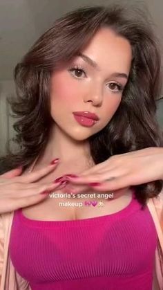 Makeup That Lasts All Day, Victoria Angel Makeup, Light Feminine Makeup Looks, Victorias Secret Make Up, Vs Makeup Look Angels, Victoria Secret Makeup Looks, Victoria’s Secret Makeup, Makup Angel, Victoria Secret Angel Makeup