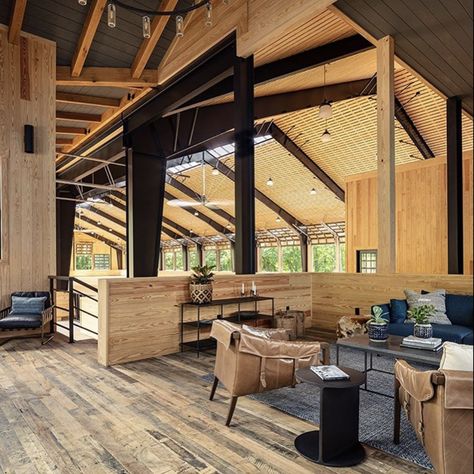 Loft Vibes, Luxury Horse Barns, Shenandoah Mountains, Equestrian Barns, Stable Style, Horse Barn Ideas Stables, Horse Barn Designs, Horse Arena, Dream Horse Barns