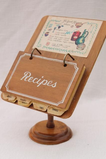 vintage wood recipe stand w/ recipe cards, fun retro kitchen 'cook book'! Woods Ideas, Recipe Stand, Recipe Book Stand, Homemade Recipe Books, Recipe Book Design, Diy Cookbook, Recipe Box Wooden, Recipe Card Holders, Recipe Book Diy