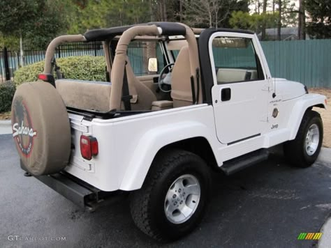 Stone White 2001 Jeep Wrangler Sahara 4x4 Exterior Photo #43429941 White Jeep Wrangler, 2 Door Jeep, Two Door Jeep Wrangler, Jeep Sahara, 2001 Jeep Wrangler, Cars Images, Cars Lamborghini, White Jeep, Blue Jeep