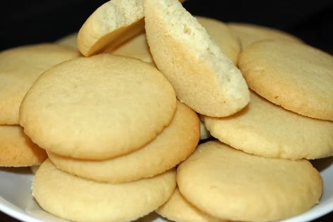 Chicago Public School Cafeteria Butter Cookies Recipe - Food.com Lunchroom Butter Cookies Recipe, High School Cafeteria, School Cafeteria Food, Butter Cookie Recipe Easy, Cafeteria Food, Butter Cookie Recipe, Best Chocolate Chip Cookies Recipe, Coconut Cake Recipe, School Cafeteria