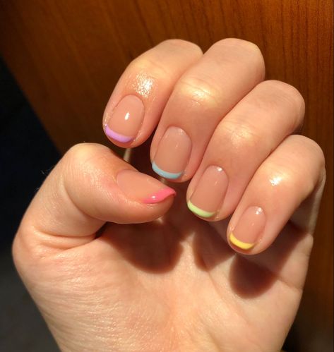 Short Nails Colored French Tip, Nail Art Inspiration Short Nails, Pride French Tip Nails, Minimal Nail Art Simple, Minimal Nail Art Short Nails, Short Natural Nails Designs, Natural Acrylic Nails Short, Easy Pride Nails, Pride Nail Art