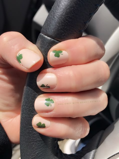 Good Luck Nail Art, Dublin Inspired Nails, Four Leaf Clover Nail Art, Ireland Inspired Nails, Nails For Ireland, Irish Flag Nails, Nails For Ireland Trip, 4 Leaf Clover Nails, Clover Nails Design