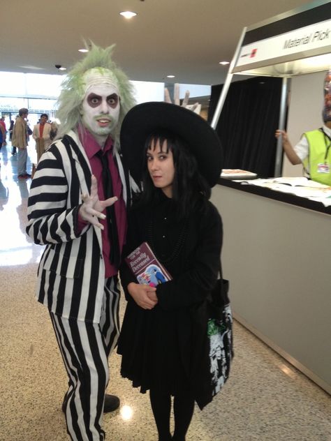 A fan favorite-Beetlejuice & Lydia! #animeexpo #costume #amazing ( Note: handbook for the recently deceased!) Beetlejuice Costume Lydia Deetz, Lidia Deetz Costume, Beatle Juice And Lydia Costume, Lidia Beetlejuice Costume, Halloween Costumes Beetlejuice, Women’s Beetlejuice Costume Diy, Lydia Beetlejuice Costume, The Maitlands Beetlejuice Costume, Beetlejuice Costume Diy