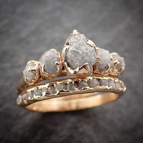 Multi Stone Engagement Ring, Rough Diamond Ring, Stone Engagement Ring, Diamond Wedding Ring, Minerals And Gemstones, Raw Diamond, Stone Engagement Rings, Stone Engagement, Rough Diamond