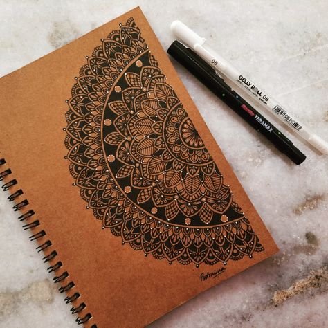 Mandala On Brown Paper, Bondhu Khata Design, Mandala Workshop, Simple Mandala Design, Mandala Book, Abstract Pencil Drawings, Alpona Design, Mandala Doodle, Easy Mandala Drawing