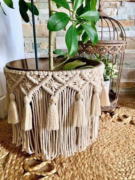 Macrame Furniture, Macrame Basket, Hantverk Diy, Macrame Chairs, Macrame Wall Hanger, Macrame Plant Hanger Tutorial, Knitted Patterns, Macrame Planter, Makramee Diy