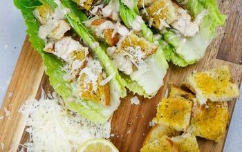 Parmesan Sourdough Bread, Salad Boats, Chicken Slices, Chicken Caesar, Chicken Caesar Salad, Croutons Homemade, Easy Summer Meals, Best Salad Recipes, Homemade Salads