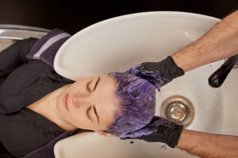 Why Do We Use Purple Shampoo For Gray Hair? Blame The Color Wheel Diy Purple Shampoo, Violet Shampoo, Shampoo For Gray Hair, Shampoo Reviews, Purple Shampoo, Color Shampoo, African American Hairstyles, Beauty Review, Heat Styling Products