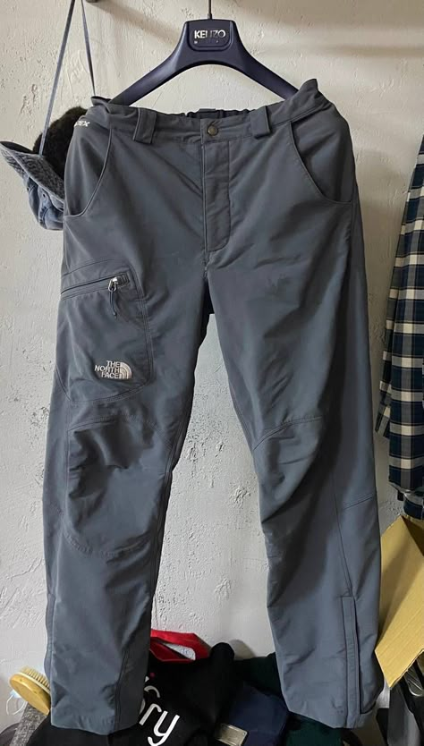 The North Face Pants, The North Face Casual Cargo Pants For Outdoor, The North Face Casual Pants For Streetwear, The North Face Snow Pants, Natural Linen Pants, Cargo Pants Outfit Men, Fashion Outfits Men, North Face Pants, Unique Pants