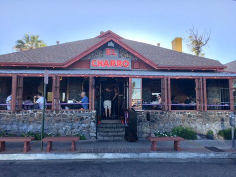 The Oldest Mexican Restaurant In The US Is Right Here In Arizona And It's Delicious Tucson Restaurants, Backyard Restaurant, Tuscon Arizona, Arizona Food, Arizona Restaurants, Arizona Adventure, Bisbee Arizona, Inspiring Places, Flagstaff Arizona