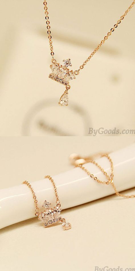 Rose Gold Royal Crown Diamond Pendant Lady Necklace #crown #Necklace Doctor Jewelry, Quinceanera Jewelry, Lady Necklace, قلادات متدلية, Crown Diamond, Ethereal Jewelry, Aesthetic Jewellery, Sweet 17, Valentine Gift For Wife