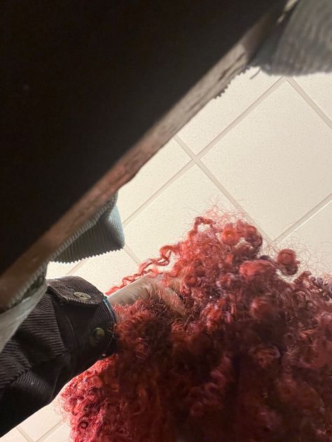 Dark Red Afro Hair Natural 4c, Dark Red Afro Hair, Red Afro, Volume Curls, Classic Glasses, Red Curly Hair, Cute Hand Tattoos, Type 4 Hair, Ginger Hair Color