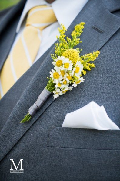 Yellow Buttonholes Wedding, Daisy Boutonniere Grooms, Yellow Boutonniere Wedding, Feverfew Boutonniere, Yellow And Blue Boutonniere, Yellow Boutineer, Yellow Corsage And Boutonniere, Sage Green And Yellow Wedding, Navy Yellow Wedding