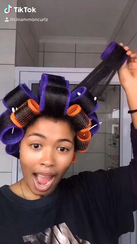 Hair Curlers Black Women, Big Bouncy Curls Black Women, Wond Curls On Natural Hair, Bouncy Curls Black Women Natural Hair, Curler Set Natural Hair, Wand Curls On 4c Natural Hair, Dominican Roller Set Natural Hair, Curling Black Hair, Bombshell Curls Natural Hair