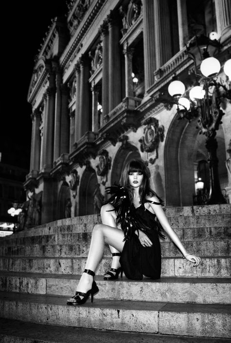 Zuzanna Stankiewicz by Sigurd Grunberger in Paris Nights for Fashion Gone Rogue Night Editorial, Street Fashion Shoot, Night Photoshoot, Street Mode, Night Shoot, Street Portraits, Shooting Ideas, Model Behavior, City Shoot